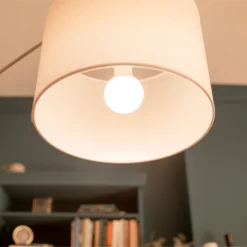 Philips LED-Lampe E27 4,9W 470lm 2.700K Matt 6er -Heimbeleuchtung 10004537 4