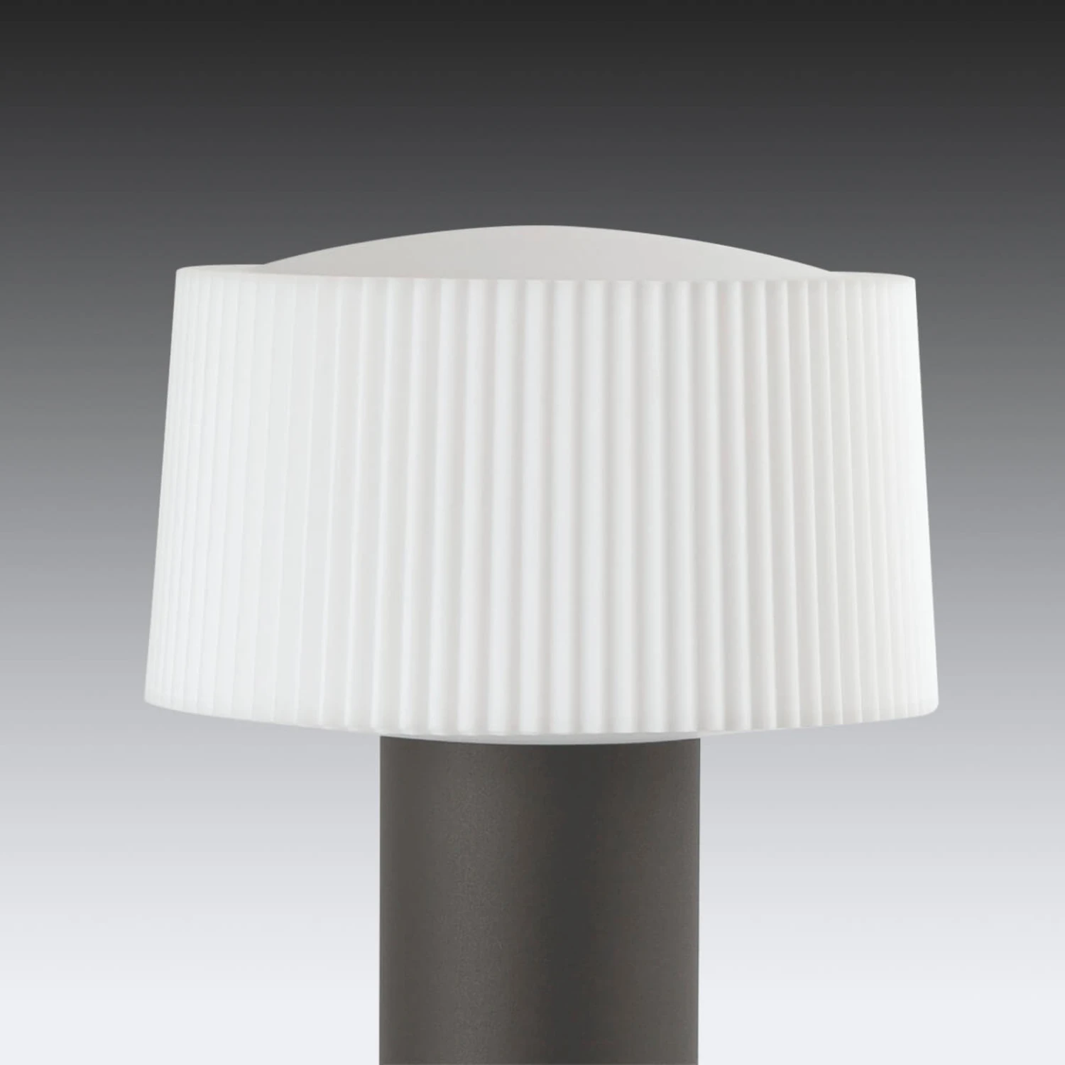 Sockelleuchte Muffin Mit Gerilltem Schirm, 55,9 Cm 2 Sockelleuchte Muffin Mit Gerilltem Schirm, 55,9 Cm – Bild 2