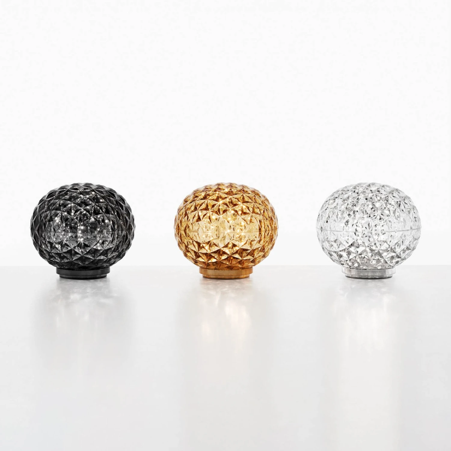 Kartell Mini Planet LED-Tischleuchte, Rauchgrau 3 Kartell Mini Planet LED-Tischleuchte, Rauchgrau – Bild 3