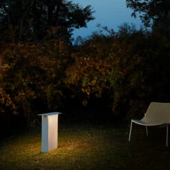 Luceplan Fienile LED-Wegeleuchte 72 Cm Hellgrau 7 Luceplan Fienile LED-Wegeleuchte 72 Cm Hellgrau -Heimbeleuchtung 6030580 2