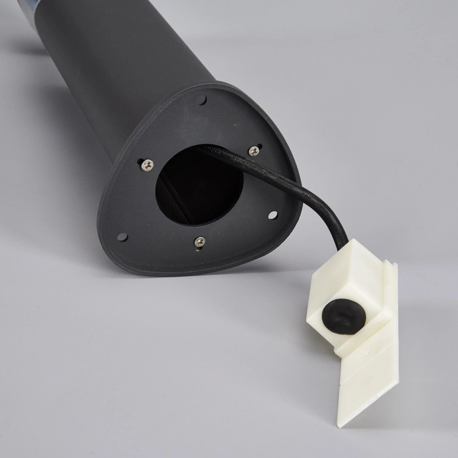 Lucande Dunkelgraue LED-Sockelleuchte Milou 7 Lucande Dunkelgraue LED-Sockelleuchte Milou – Bild 7